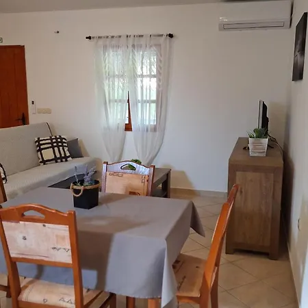 L&r Apartment