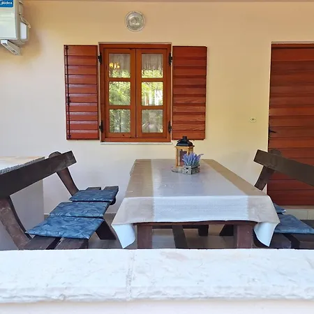 L&r Apartman